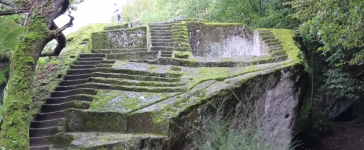 Misterioasa Piramida etruscă din Bomarezo, Italia, altar străvechi pentru ritualuri de sacrificiu