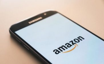 Jeff Bezos, CEO Amazon, își șochează angajații: „Amazon va da faliment!”