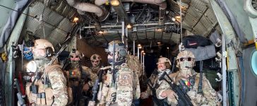 Forţele Aeriene Române au mai evacuat un român din Kabul, iar alți 14 au ajuns la aeroport